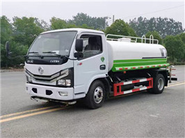 5噸東風(fēng)多利卡D6灑水車